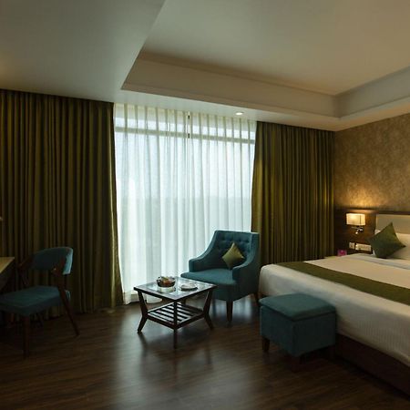 Sarovar Portico, Somnāth Extérieur photo