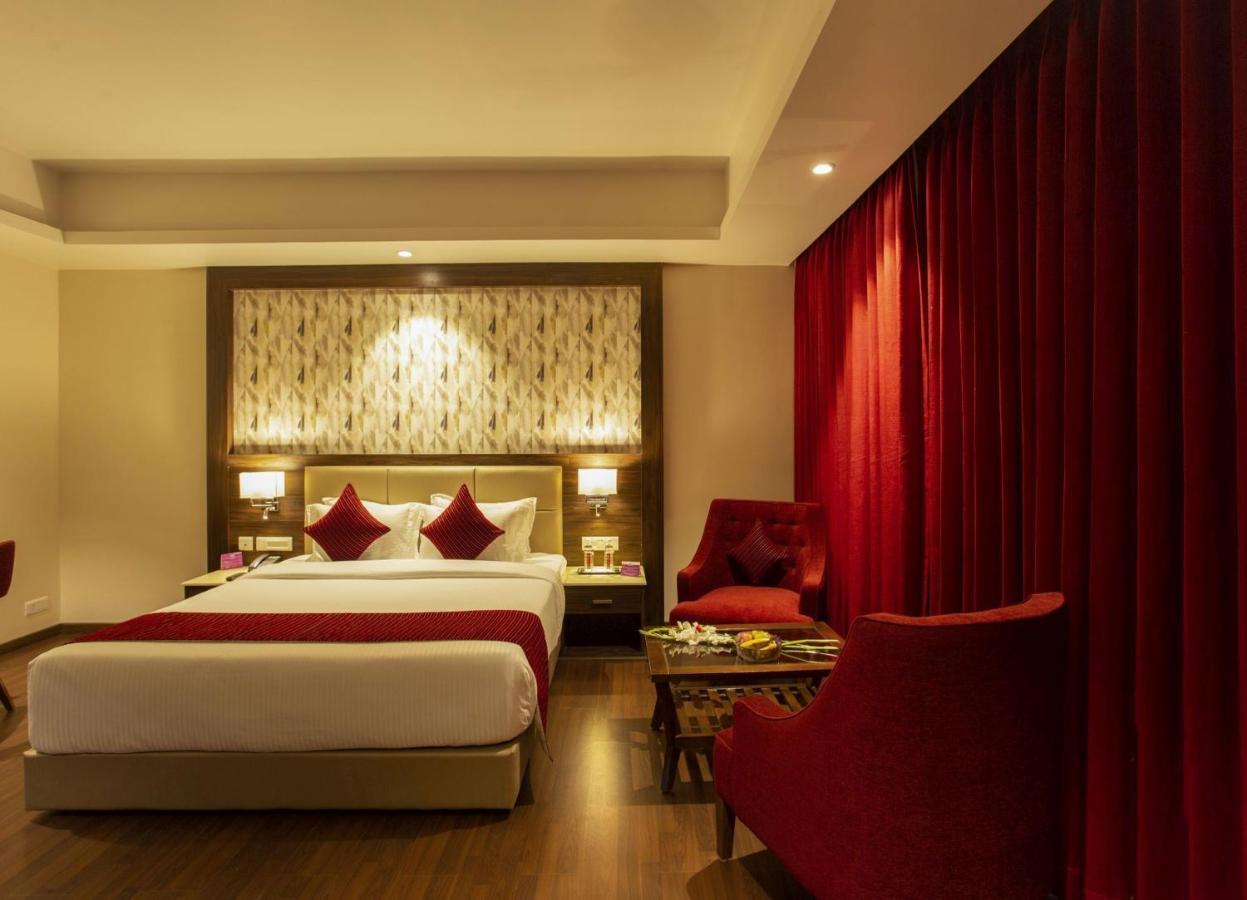 Sarovar Portico, Somnāth Extérieur photo