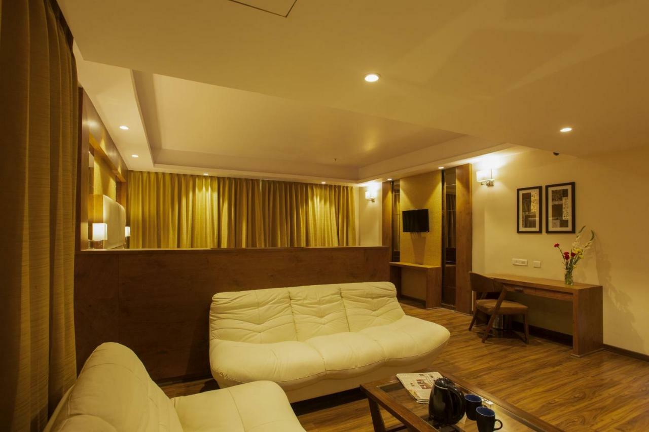Sarovar Portico, Somnāth Extérieur photo