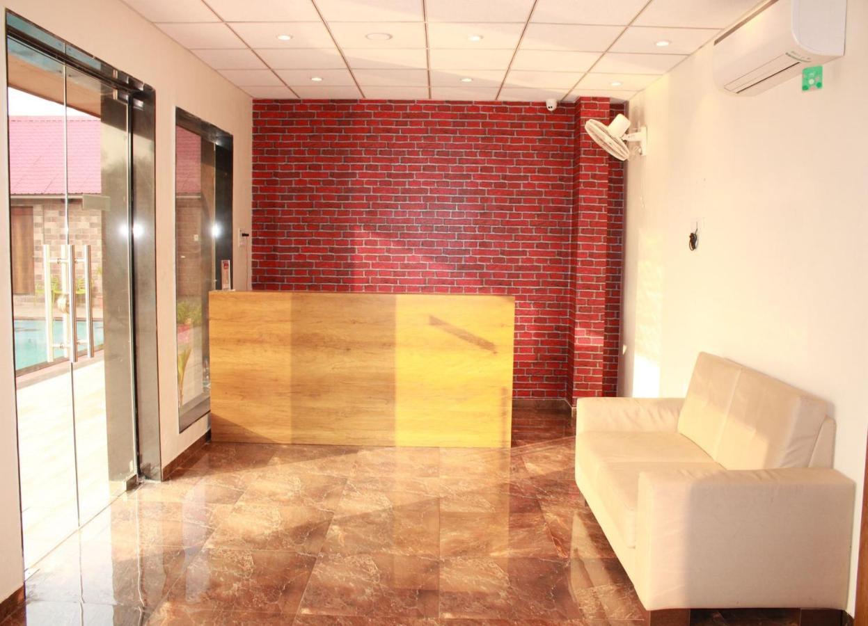 Sarovar Portico, Somnāth Extérieur photo